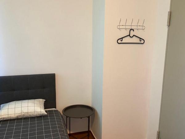 Warszawa Zachodnia : photo 8 de la chambre petite chambre simple