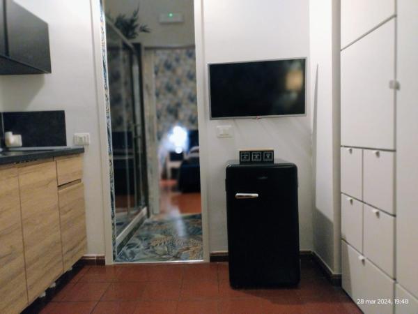 B&B Mini Hotel Incity-close train station and port- : photo 3 de la chambre appartement de luxe - annexe