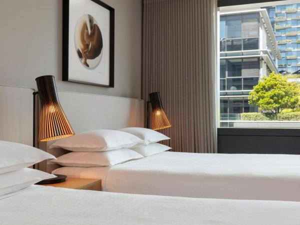 Four Points by Sheraton Sydney, Central Park : photo 3 de la chambre chambre lit queen-size - Étage supérieur