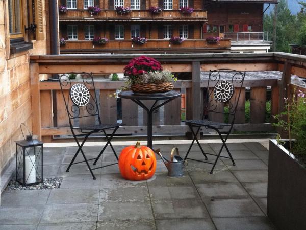 Chalet Alpina Gyger : photo 2 de la chambre chambre lit king-size supérieure