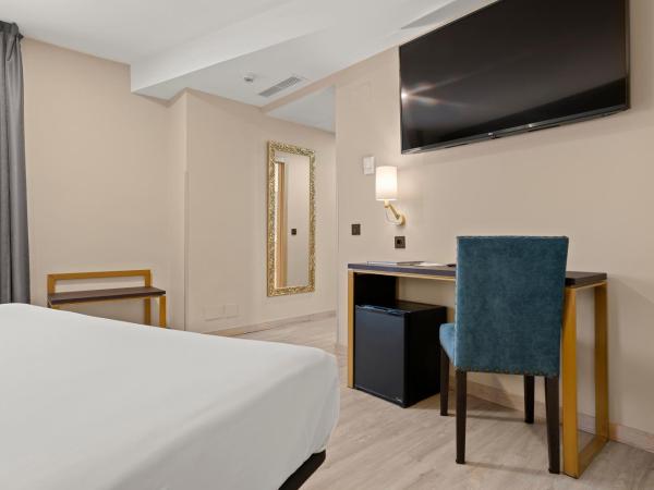 Hotel Zentral Ramiro I Oviedo : photo 3 de la chambre chambre triple (3 adultes)