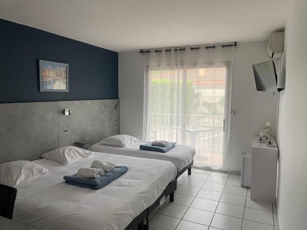 Acapella Hotel : photo 2 de la chambre chambre triple avec balcon