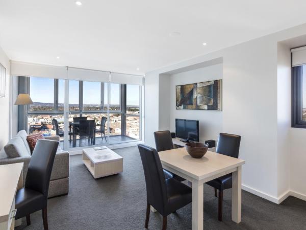 iStay Precinct Adelaide : photo 4 de la chambre appartement 1 chambre avec vue sur le ciel