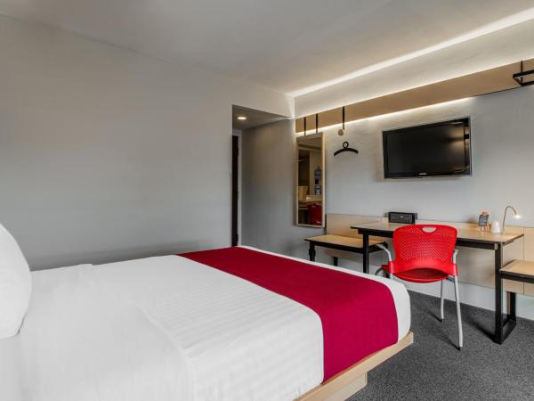 City Express by Marriott Queretaro Jurica : photo 5 de la chambre chambre lit queen-size 