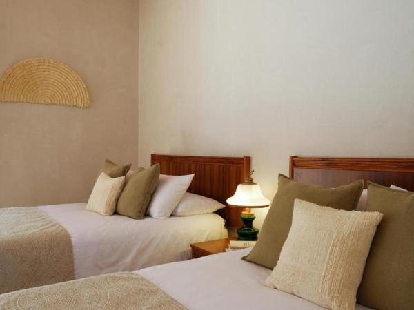 Hotel Hércules : photo 1 de la chambre chambre deluxe double ou lits jumeaux