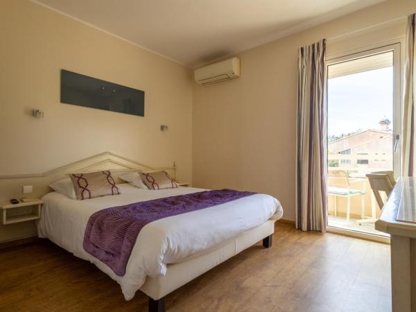 Hôtel Méditerranée : photo 7 de la chambre chambre double - vue latérale sur mer - premier Étage