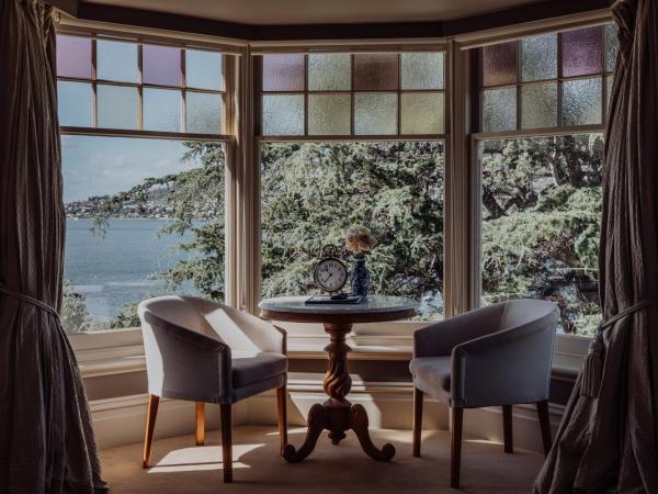 Grande Vue Hotel : photo 1 de la chambre suite lit king-size - vue sur mer