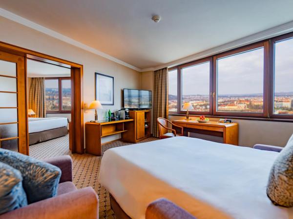 Grand Hotel Prague Towers - Czech Leading Hotels : photo 2 de la chambre suite familiale