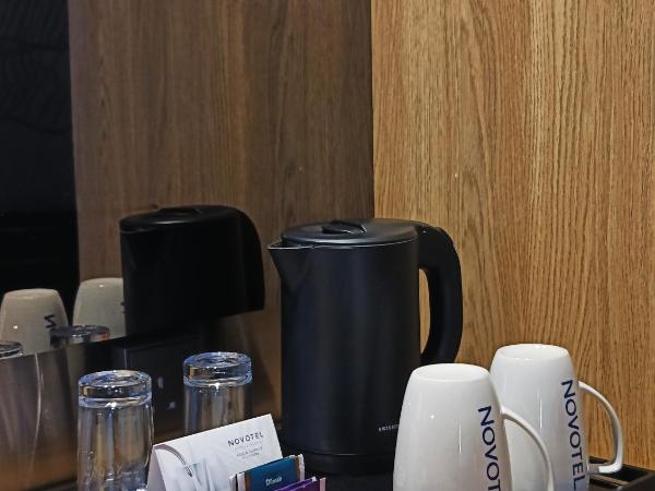 Novotel Kuala Lumpur City Centre : photo 7 de la chambre suite junior lit king-size