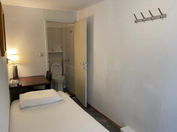 Hotel de Munck : photo 3 de la chambre chambre simple avec salle de bains privative