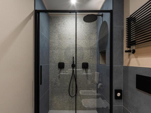 Hotel Touring : photo 4 de la chambre chambre triple