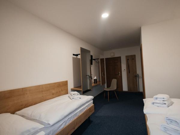 Golden Golem hotel & Spa : photo 8 de la chambre chambre familiale