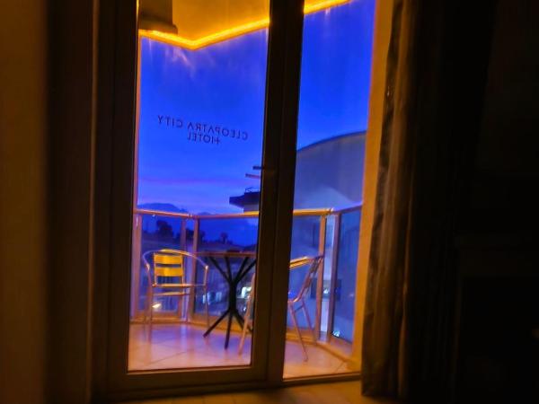 Cleopatra City Hotel : photo 9 de la chambre chambre double ou lits jumeaux deluxe - vue sur piscine