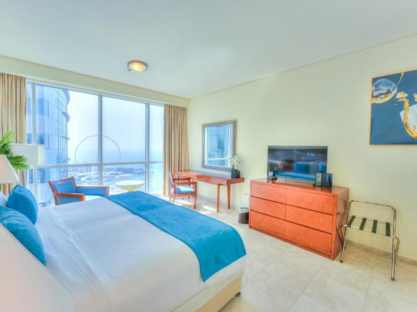 Blue Beach Tower The Walk JBR : photo 10 de la chambre suite premium 3 chambres - vue sur mer