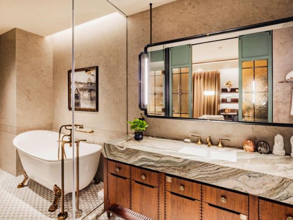 Hotel Central Macau : photo 3 de la chambre chambre lit king-size