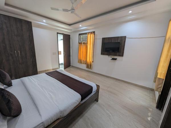 Flotel Residency Nearby Qutub Minar : photo 3 de la chambre chambre familiale supérieure