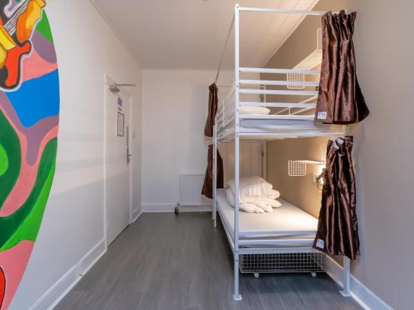 Book A Bed Hostels : photo 4 de la chambre lit dans dortoir mixte de 4 lits