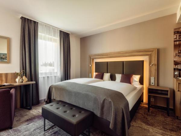 CityClass Hotel am Dom : photo 1 de la chambre chambre double supérieure - vue sur cathédrale