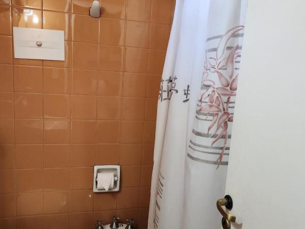 HOTEL EXPRESS MENDOZA : photo 10 de la chambre chambre double