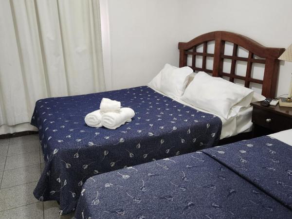 HOTEL EXPRESS MENDOZA : photo 1 de la chambre chambre triple