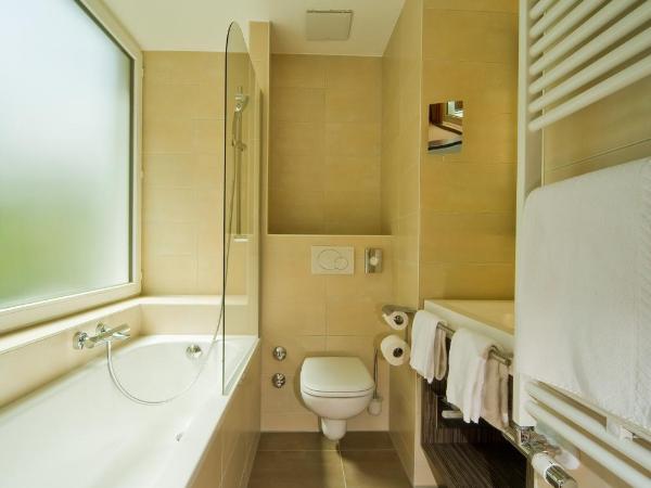 Le Petit CHARME-INN : photo 6 de la chambre chambre lits jumeaux