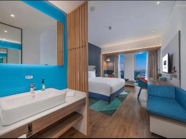 Holiday Inn Express Qingdao Chengyang Central, an IHG Hotel : photo 3 de la chambre chambre lit king-size supérieure - non-fumeurs