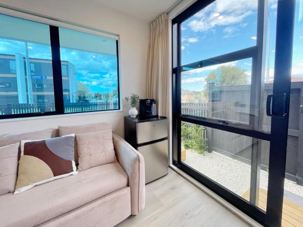 Great Value 1B1B studio in Sandringham - Private Entrance, Close to City, Heat Pump, Netfilx : photo 6 de la chambre suite lit queen-size deluxe