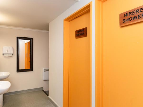 Haka House Queenstown : photo 4 de la chambre lit dans dortoir mixte de 6 lits