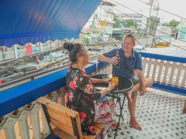 Noot's Bar And Guesthouse : photo 6 de la chambre chambre double avec balcon