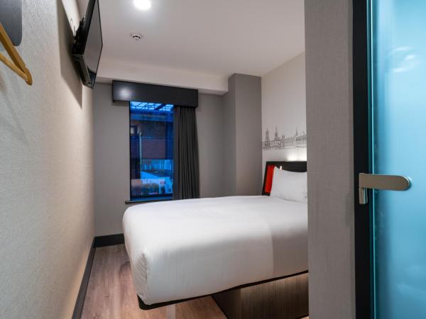 easyHotel Oxford : photo 2 de la chambre chambre double