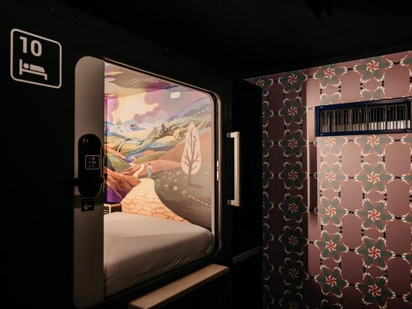 Capsule Hotel - Chapter Lucerne : photo 8 de la chambre capsule Étage inférieur - accès aux personnes à mobilité réduite