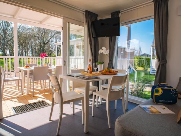 Club del Sole Centro Turistico Città di Bologna : photo 6 de la chambre mobile home deluxe - animaux domestiques admis