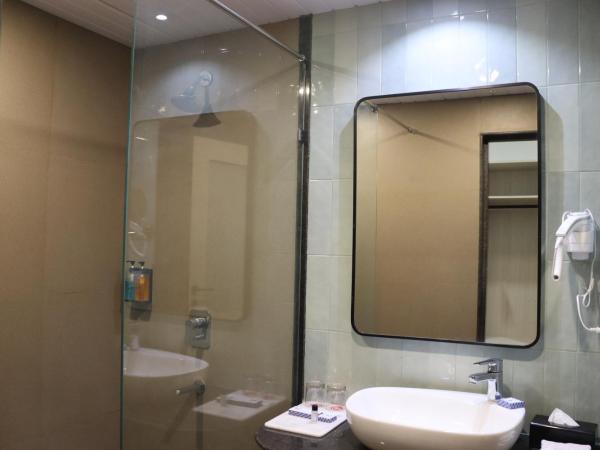 Ramee Royal Resort & Spa - Udaipur : photo 5 de la chambre chambre deluxe