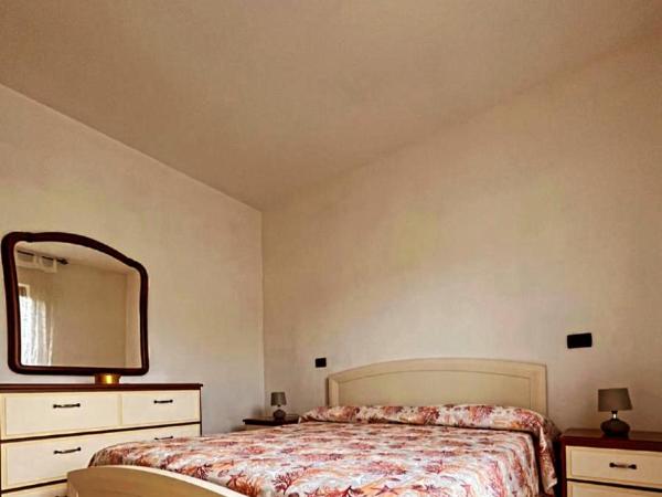 Case Vacanze Le Buganville : photo 9 de la chambre appartement 1 chambre avec terrasse