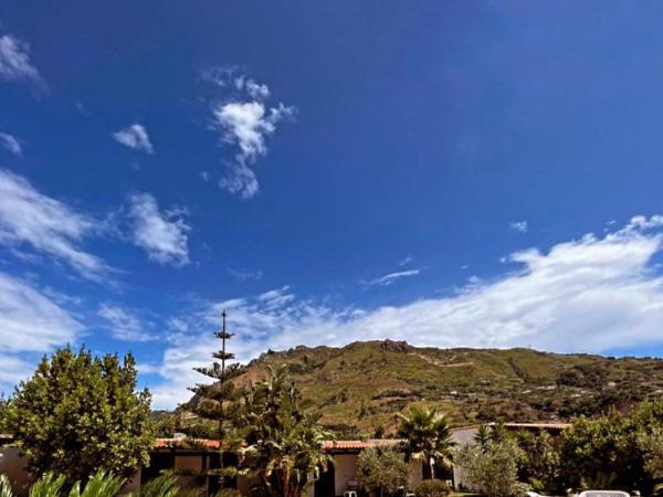 Case Vacanze Le Buganville : photo 5 de la chambre chambre double