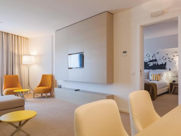 MH Peniche : photo 1 de la chambre suite