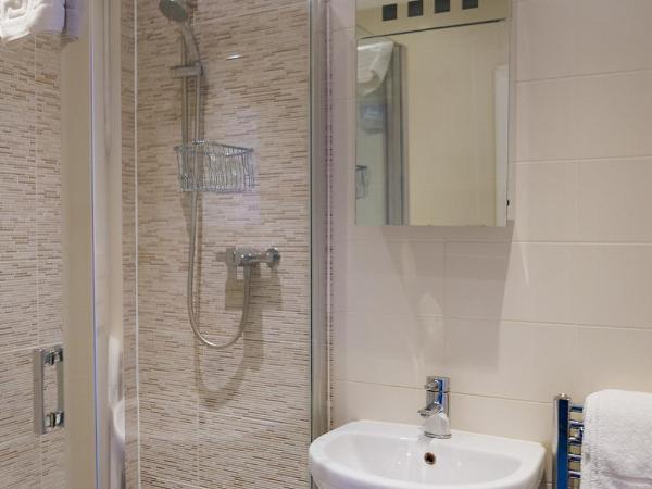 Red Mullions Guest House : photo 5 de la chambre chambre double