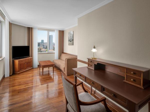 Dedeman Istanbul : photo 2 de la chambre suite familiale - accès gratuit au spa