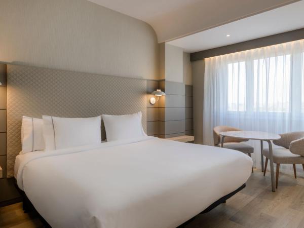 AC Hotel Carlton Madrid by Marriott : photo 2 de la chambre chambre lit king-size standard