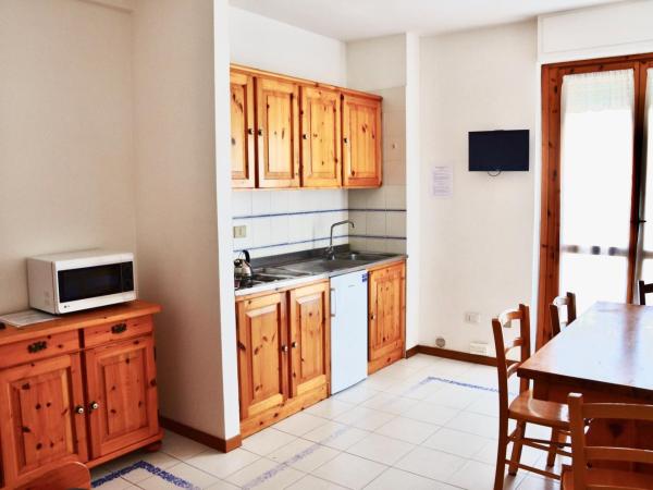 Residence with swimming-pool just a few steps from the beach : photo 6 de la chambre appartement 1 chambre