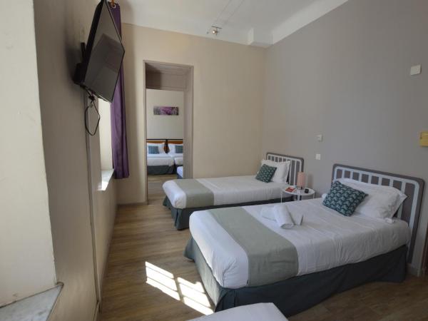 Les Lavandes : photo 1 de la chambre chambres communicantes - 6 personnes