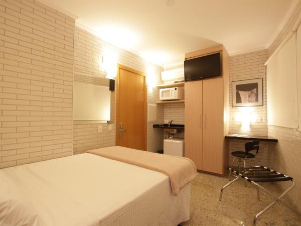 Hotel Confiance Centro Cívico : photo 1 de la chambre chambre triple