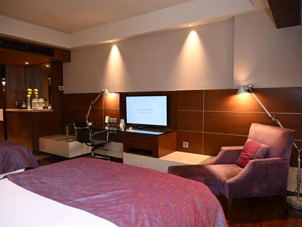 The LaLiT New Delhi : photo 2 de la chambre executive club twin room - 10% discount on food & soft beverages, laundry & spa