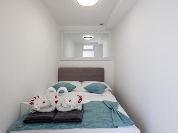 VIPo Seget Apartments : photo 5 de la chambre chambre double Économique