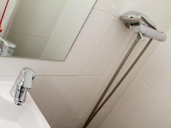 CH Olmedo : photo 4 de la chambre chambre lits jumeaux