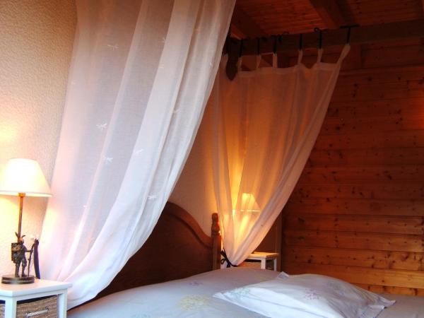 B&B Chalet l'Epinette : photo 6 de la chambre petite chambre double