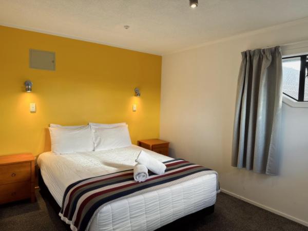 Oakwood Manor Motor Lodge : photo 4 de la chambre appartement 2 chambres