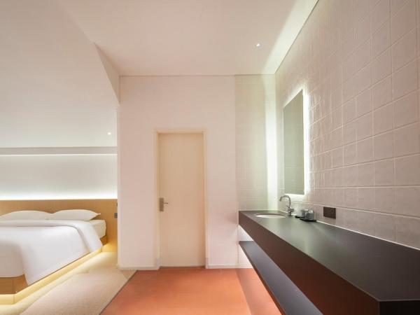 Yolo Vacation Homestay : photo 10 de la chambre chambre double Économique