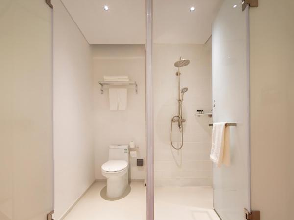 Yolo Vacation Homestay : photo 3 de la chambre chambre double Économique