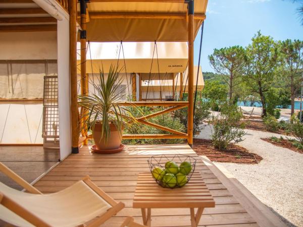 Arena One 99 Glamping : photo 3 de la chambre tente safari 2 chambres supérieure